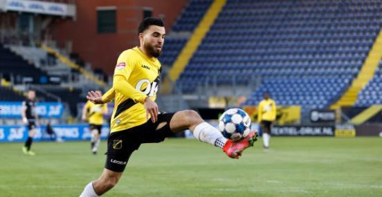 足球比赛 足球比赛