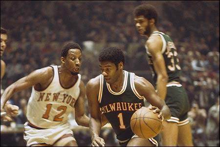 丰塞卡的米兰200天：没有兑现的豪言，赛前下课命运已定