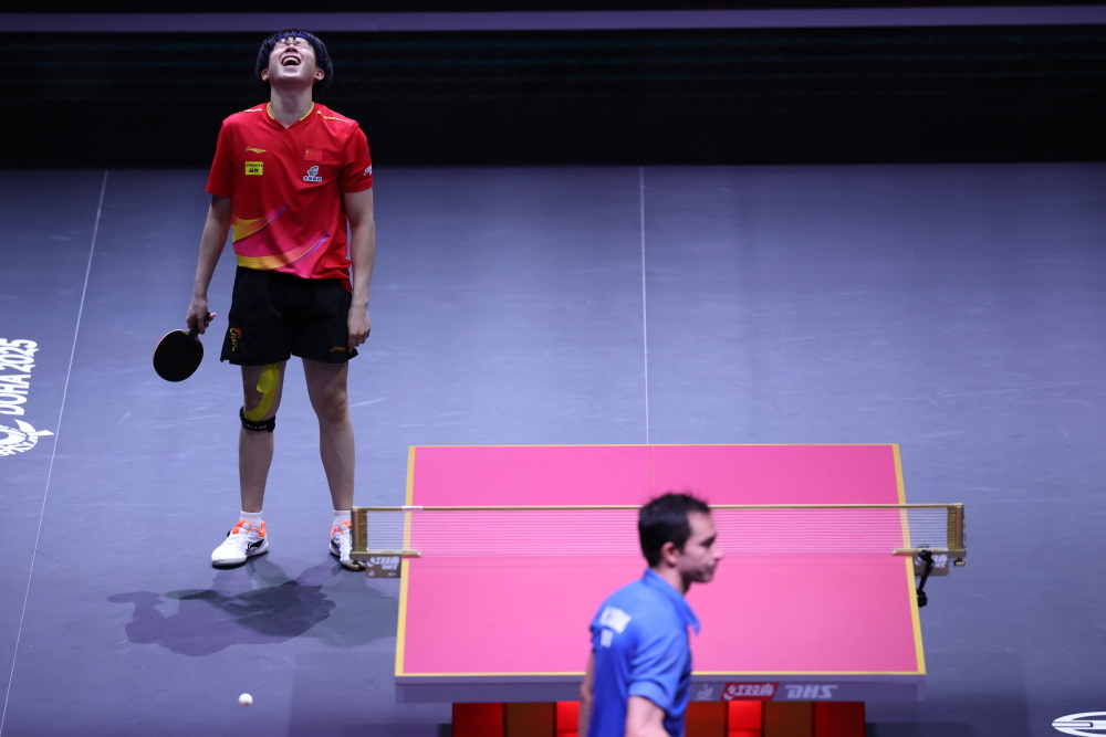 体坛名场面丨场下喷你没负担，场上削你没商量.