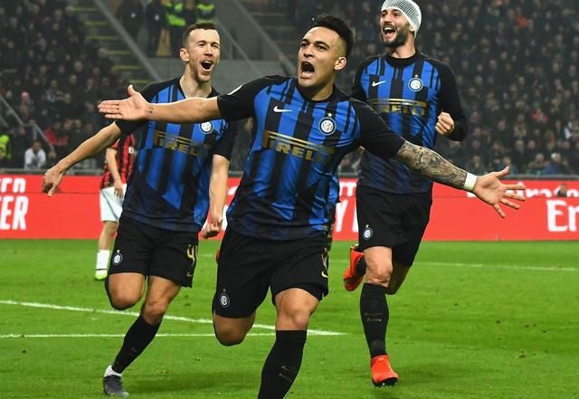 插都更像预 插都更像预